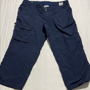 Columbia Women's Navy Capris